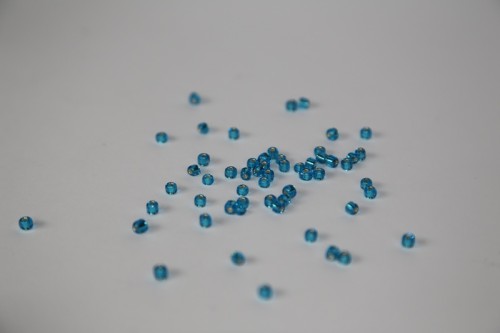 Koraliki 3mm niebieski metalic