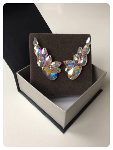 RAINBOW CRYSTAL AB