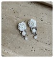 WHITE ROSE